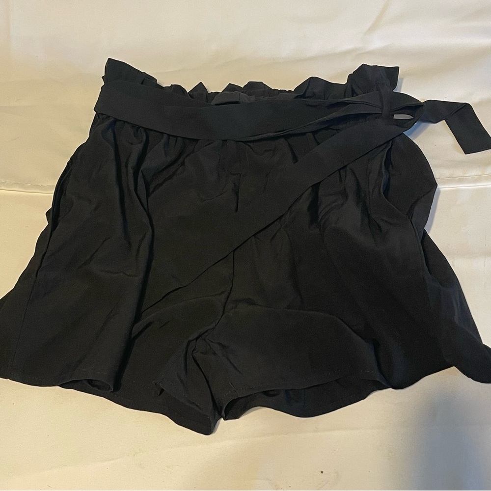 Black Paperbag Waist Shorts High Rise Belted Boho Minimalist Size M